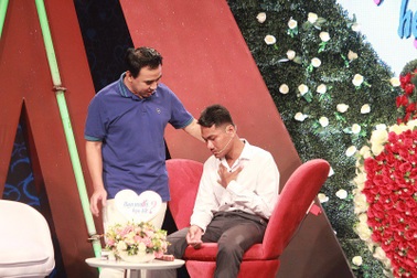 Giọt nước mắt của chàng trai hiền lành bị từ chối tại show hẹn hò