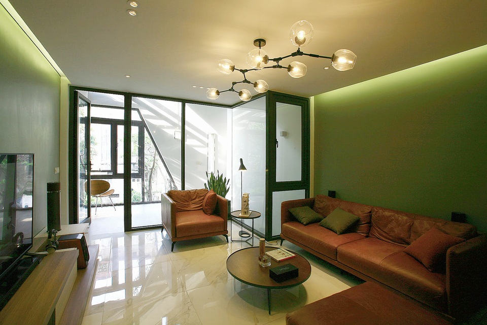 Nhà vát góc độc đáo, tràn ngập ánh sáng trong ngõ nhỏ ở Hà Nội - 7