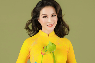 MC Thanh Mai nhớ thuở nghèo khổ mở hàng nước kiếm từng đồng phụ gia đình