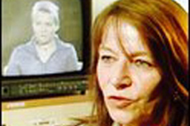 Mẹ Natascha từng "uống rượu với kẻ bắt cóc"