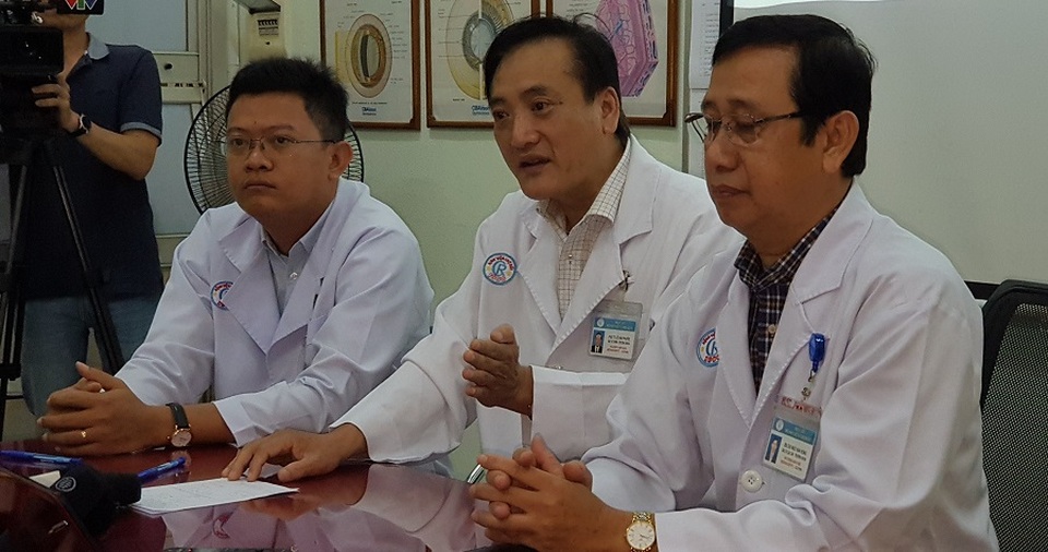 Tưởng đau mắt đỏ, bệnh nhân suýt mù vì bệnh lý hiếm gặp - 2 Tưởng đau mắt đỏ, bệnh nhân suýt mù vì bệnh lý hiếm gặp - 2