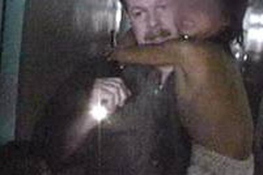 Hai công dân Đức đi tù vì tội lạm dụng tình dục các bé gái Việt Nam