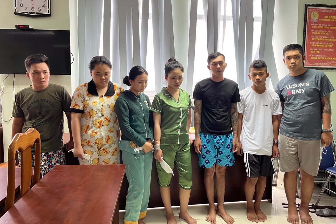Bắt nhóm cướp ma túy, đâm chết người ở TPHCM - 1 Bắt nhóm cướp ma túy, đâm chết người ở TPHCM - 1