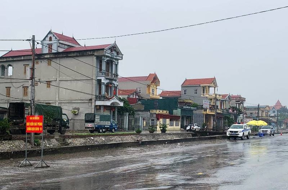 Nam Định yêu cầu rà soát việc mua sắm thiết bị phòng chống dịch - 1 Nam Định yêu cầu rà soát việc mua sắm thiết bị phòng chống dịch - 1