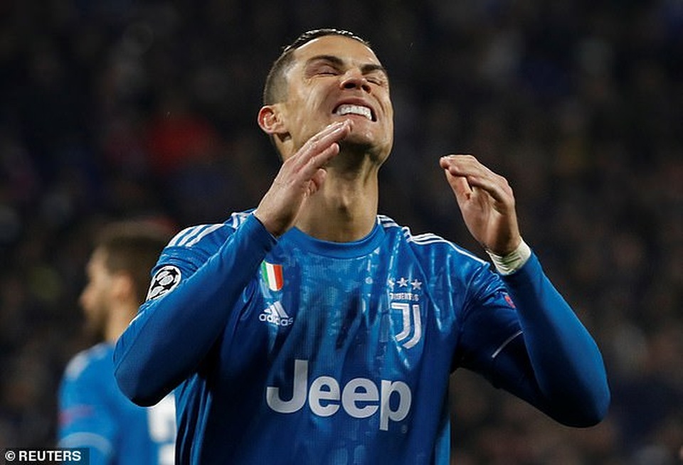 C.Ronaldo đứt chuỗi trận ghi bàn, Juventus thất bại trước Lyon - 1 C.Ronaldo đứt chuỗi trận ghi bàn, Juventus thất bại trước Lyon - 1