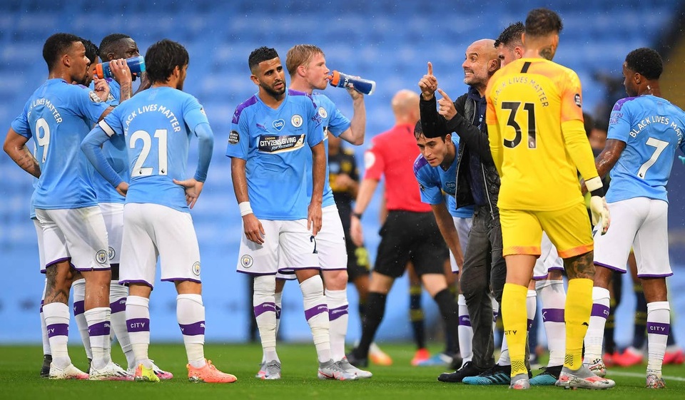 Những khoảnh khắc thất vọng của Arsenal trên sân Man City - 8 Những khoảnh khắc thất vọng của Arsenal trên sân Man City - 8