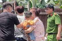 Bé trai nghi bị ép hút ma túy: Mẹ và người tình dương tính, tàng trữ ma túy