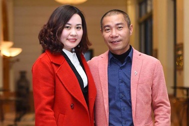 Phan Kim Oanh chúc mừng NSƯT Công Lý ra mắt phim