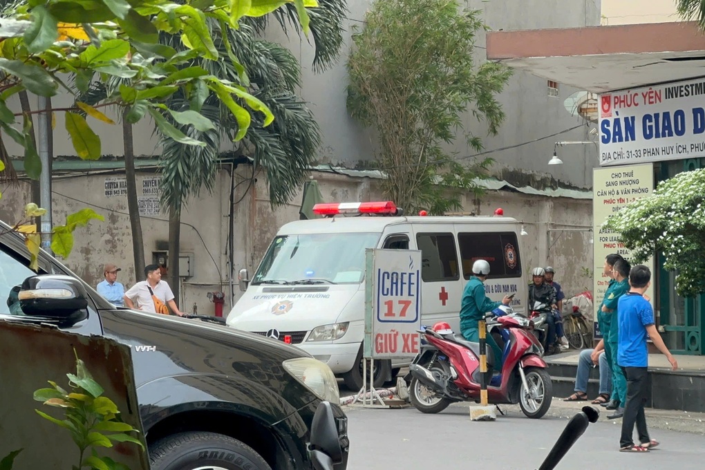 Rơi từ tầng 17 chung cư, một phụ nữ tử vong ở TPHCM - 1 Rơi từ tầng 17 chung cư, một phụ nữ tử vong ở TPHCM - 1