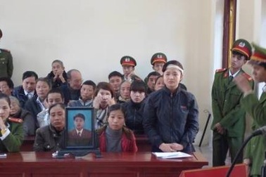 Giết chết anh rể của bạn gái vì nghĩ bị cấm... yêu