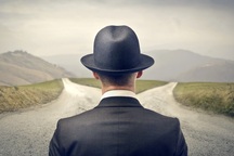 Tôi đề nghị sếp tăng lương hay nhận việc nơi mới lương 25 triệu đồng?