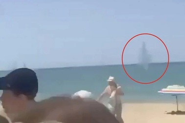 Chính trị gia Pháp lo ngại NATO muốn khơi mào cuộc chiến tổng lực với Nga