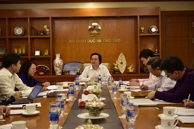 Bộ trưởng Phùng Xuân Nhạ: Phải thay đổi tư duy xây dựng quy tắc ứng xử trong trường học