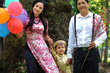 Thanh Thúy- Đức Thịnh rạng rỡ đón Tết