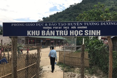 Con chữ mùa xuân