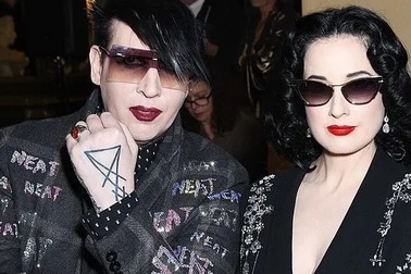 Vũ nữ thoát y Dita Von Teese  tái ngộ chồng cũ Marilyn Manson