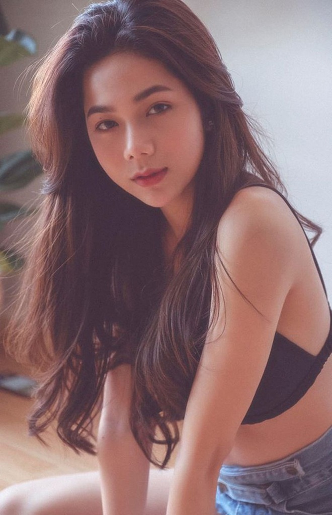 So vòng eo thon của các nữ sinh 2K nổi tiếng, ai là người đẹp nhất? - 11 So vòng eo thon của các nữ sinh 2K nổi tiếng, ai là người đẹp nhất? - 11