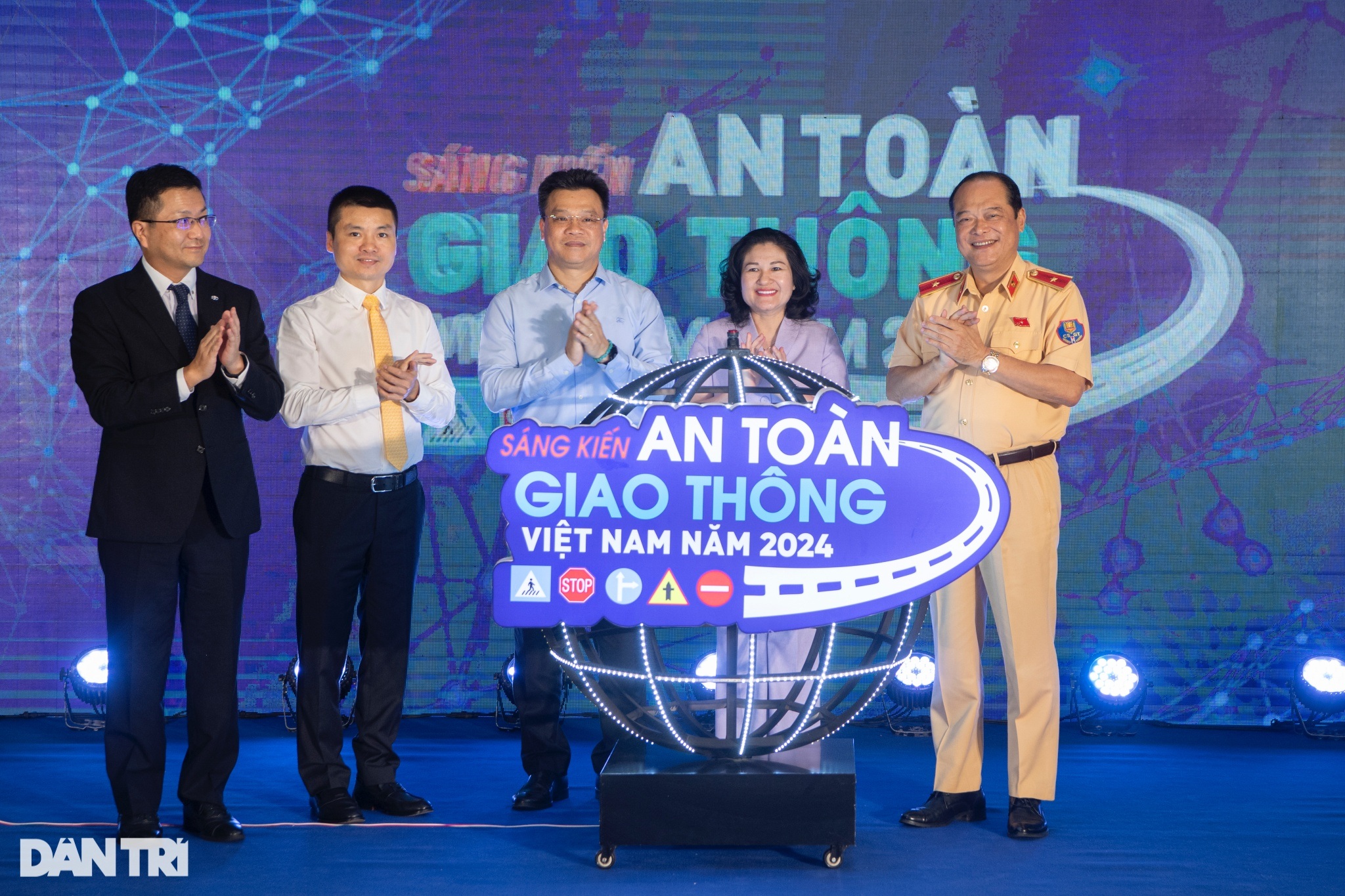 Toàn cảnh Lễ phát động Sáng kiến An toàn giao thông Việt Nam năm 2024 - 9