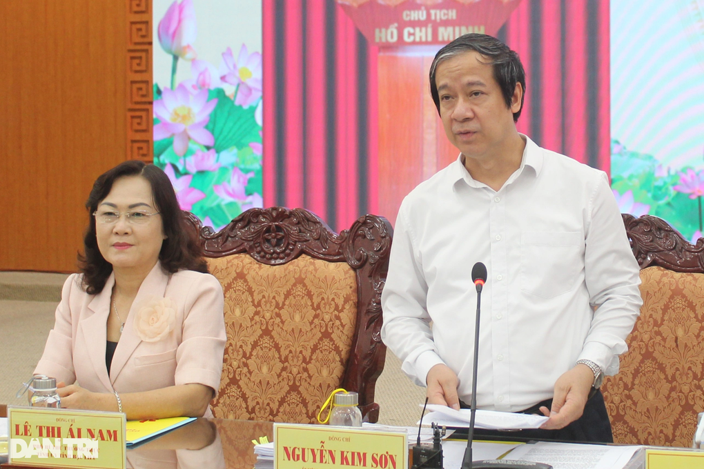 Chủ tịch Bạc Liêu nói lý do nhiều nhà đầu tư bỏ chạy khỏi địa phương - 2 Chủ tịch Bạc Liêu nói lý do nhiều nhà đầu tư bỏ chạy khỏi địa phương - 2