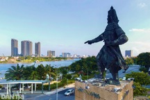 Cận cảnh khu tượng đài Trần Hưng Đạo xuống cấp sắp được "thay áo mới"