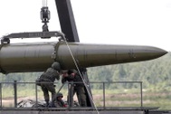 Bệ phóng tên lửa Nga ẩn nấp để bắn rồi chạy, hỏa lực Ukraine "bó tay"