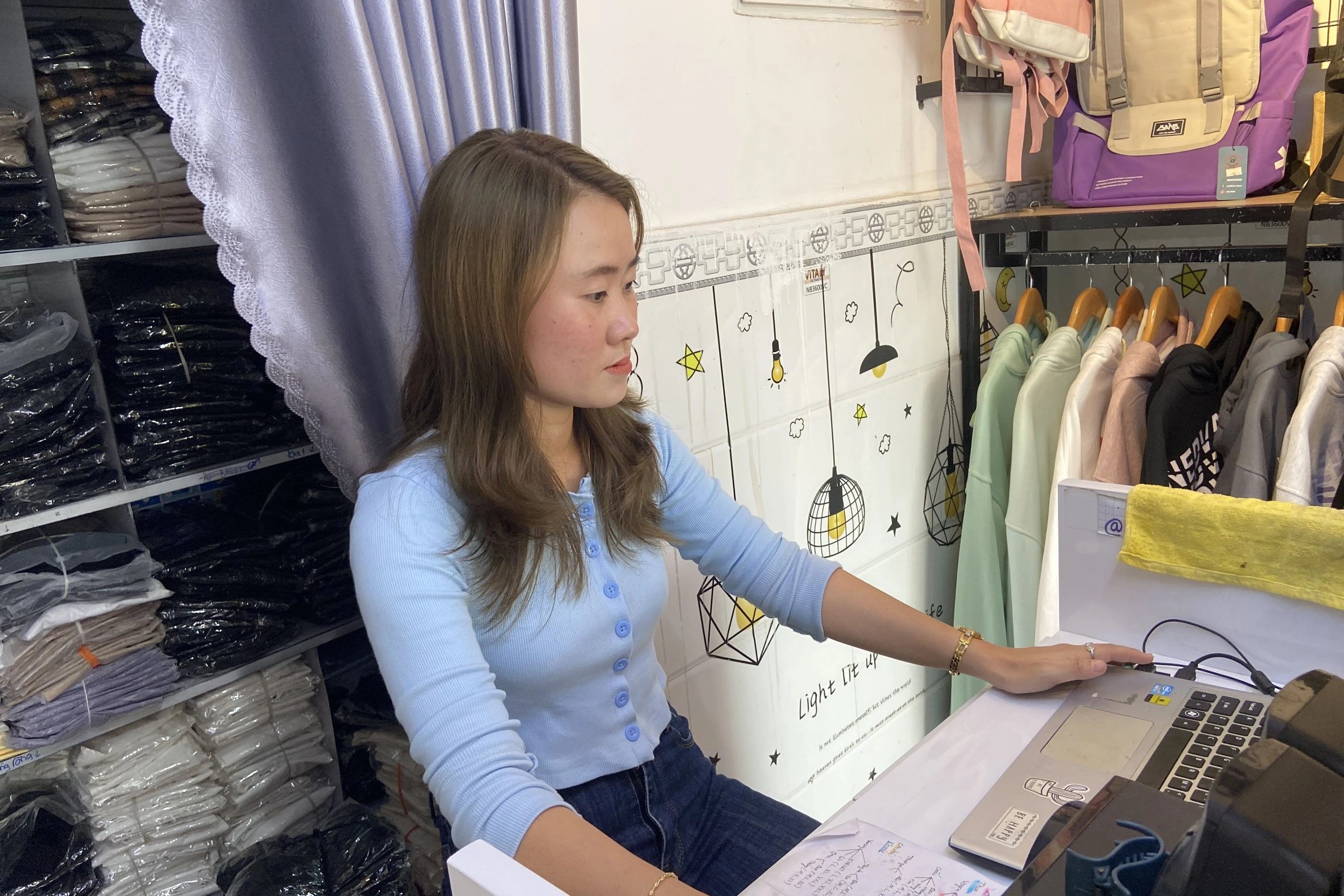 Khởi nghiệp chỉ với 2 triệu đồng, 9X thu gần 300 triệu/tháng - 1 Khởi nghiệp chỉ với 2 triệu đồng, 9X thu gần 300 triệu/tháng - 1