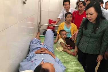 Vụ lật tàu SE 19 tại Thanh Hoá: 11 người thương vong