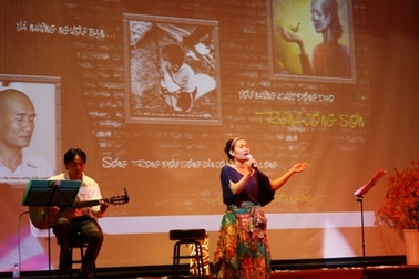 Đêm nhạc Trịnh gây quỹ ủng hộ người già và trẻ em khuyết tật