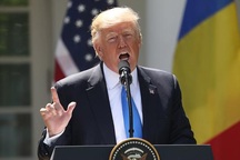 Tổng thống Trump sẵn sàng điều trần về lùm xùm với cựu giám đốc FBI