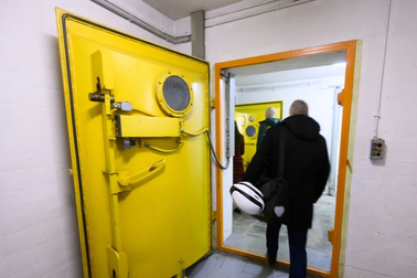 Đức kêu gọi dân xây hầm tránh bom sau cảnh báo nguy cơ chiến tranh