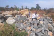 Gia Lai: “Đá tặc” liên tục hoạt động, xã nói vì “lực lượng mỏng”(!?)