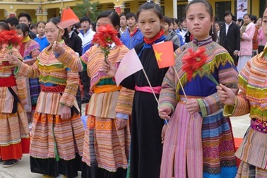 Nâng cao khả năng tiếp cận giáo dục cho phụ nữ và trẻ em gái