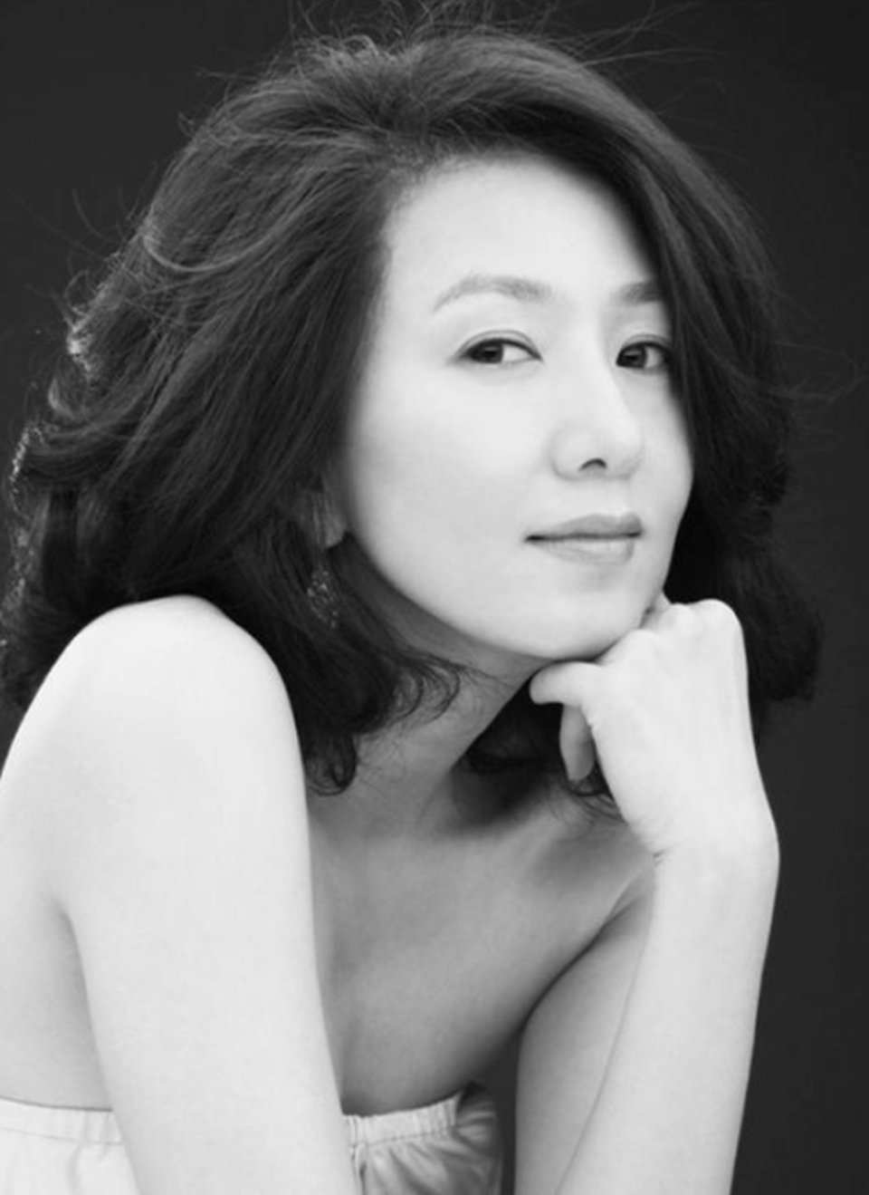 Kim Hee Ae: Nữ hoàng cảnh “nóng”, bà hoàng phim ngoại tình xứ Hàn - 11 Kim Hee Ae: Nữ hoàng cảnh “nóng”, bà hoàng phim ngoại tình xứ Hàn - 11