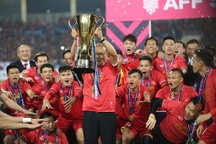 Bóng đá Việt Nam chờ đợi gì trong năm mới Tân Sửu 2021