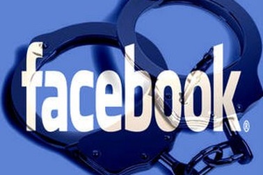 Gọi điện thoại “mách” cảnh sát vì bị vợ cấm vào Facebook