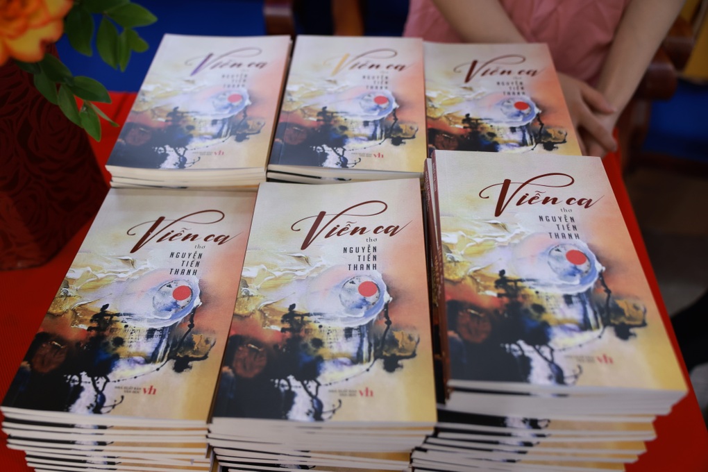 Chủ tịch Hội Nhà văn Việt Nam kể điều bất ngờ về nhà thơ Nguyễn Tiến Thanh - 1 Chủ tịch Hội Nhà văn Việt Nam kể điều bất ngờ về nhà thơ Nguyễn Tiến Thanh - 1
