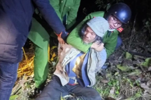 Xuyên đêm vây bắt đối tượng giết cháu ruột rồi bỏ trốn lên rừng