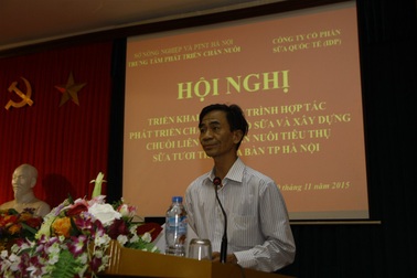 Nông dân làm giàu từ nuôi bò sữa: Thu nhập 150-160 triệu/tháng