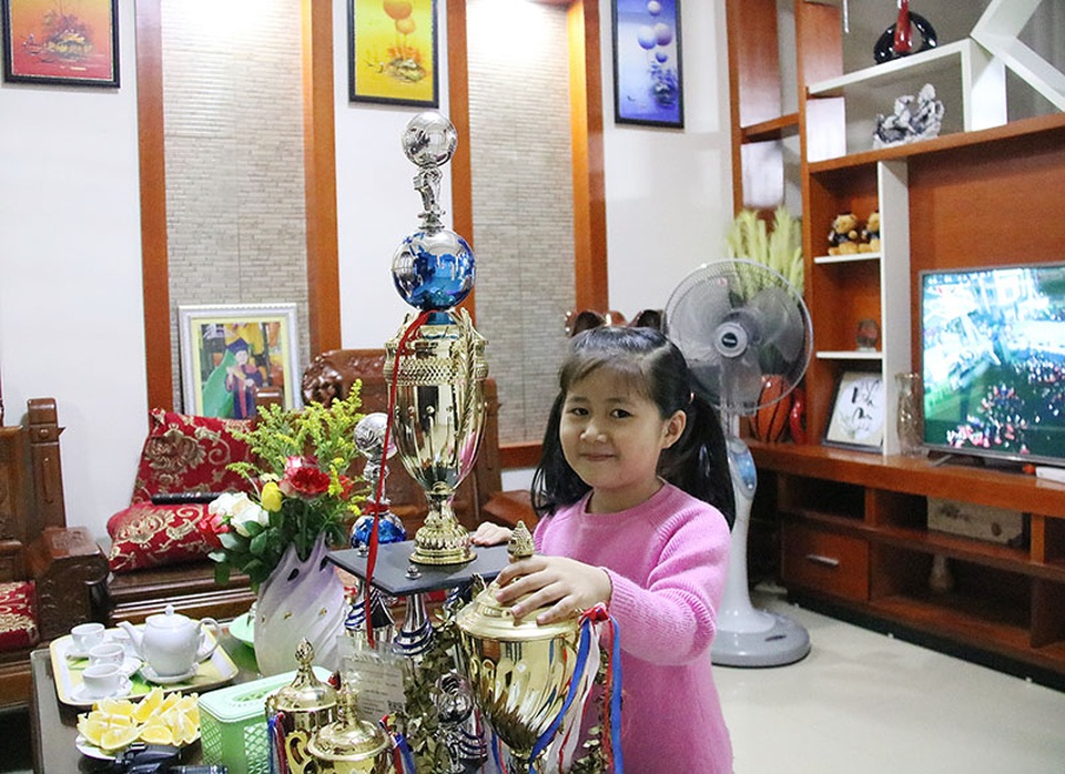 Cô bé lớp 2 “siêu tính nhẩm” - 2 Cô bé lớp 2 “siêu tính nhẩm” - 2