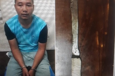 Hà Nội: Nam thanh niên cướp cửa hàng điện thoại bị “tóm sống”