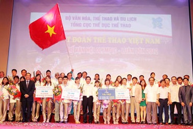 Đoàn Việt Nam lên đường tham dự Olympic London 2012