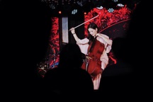 Nghệ sĩ Hà Miên gửi gắm tâm tư qua tiếng đàn cello