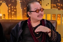 Nghệ sĩ Trần Mạnh Tuấn kể chuyện "cưa đổ" bà xã hoa khôi cách đây 30 năm