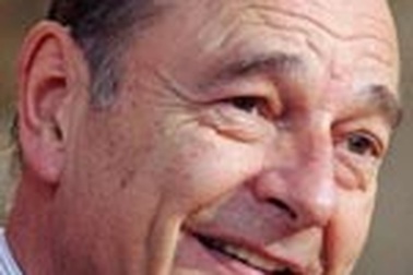 Pháp tranh cãi về sức khỏe của Tổng thống Chirac