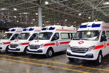 Cấp tập sản xuất xe cứu thương đặc biệt chống virus corona