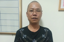 Khởi tố kẻ bắn hơn 30 viên đạn vào ngực đối thủ