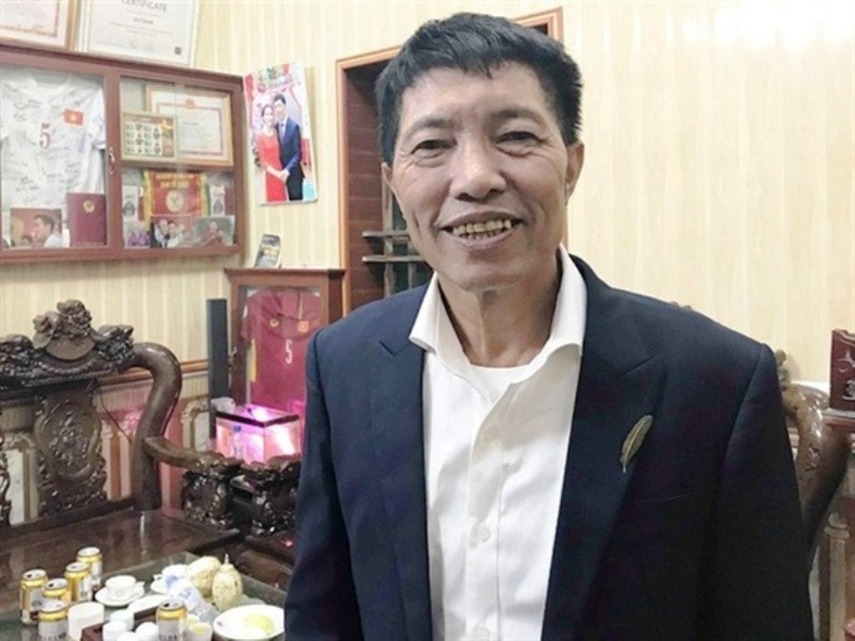 Bố tuyển thủ Đoàn Văn Hậu: “Tôi chỉ muốn được ôm lấy con mình ngay lúc ấy!” - 2 Bố tuyển thủ Đoàn Văn Hậu: “Tôi chỉ muốn được ôm lấy con mình ngay lúc ấy!” - 2
