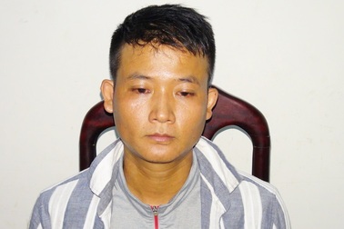 Nam thanh niên cướp iPhone 7 Plus của nữ du khách Trung Quốc