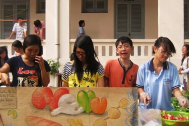 Nhìn nhận tiêu cực vì… nghe đồn