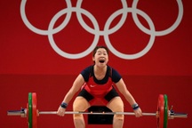 Học trò gây thất vọng, HLV đội tuyển cử tạ Việt Nam xin lỗi người hâm mộ